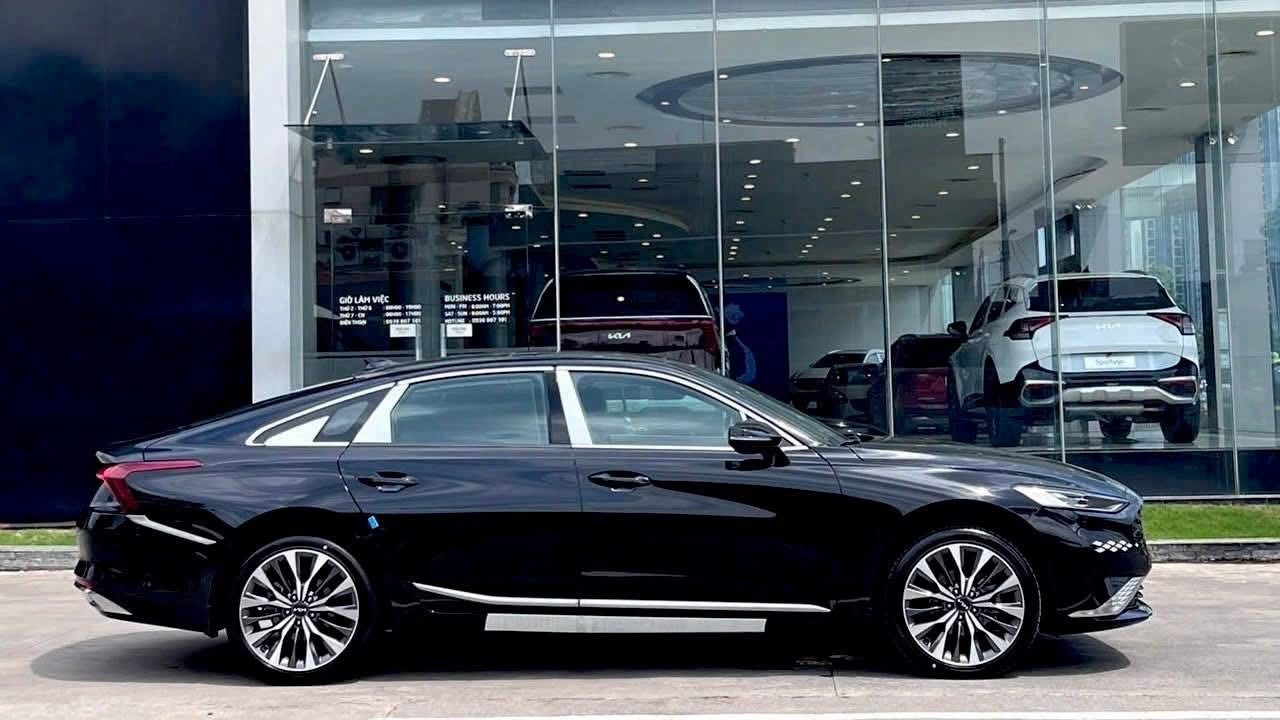 Thiết kế ngoại thất Kia K8